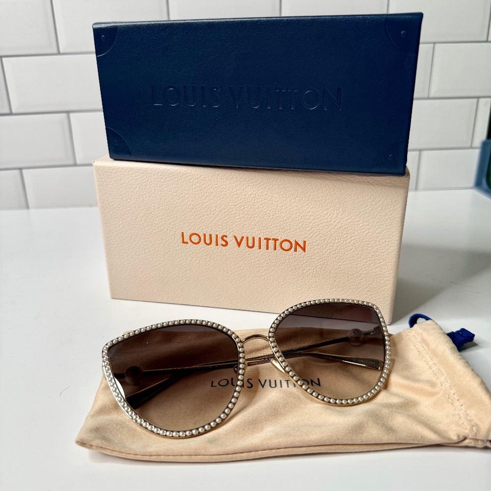 Louis Vuitton LV Pearl Cat Eye Sunglasses – NEW, Never Worn